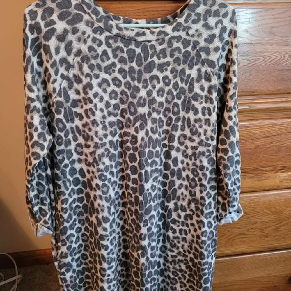 NWOT Womens Size L Cheetah Dress